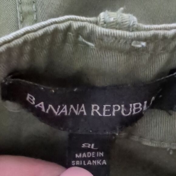 Banana Republic Green Pants with Straight Leg Design - Picture 6 of 7